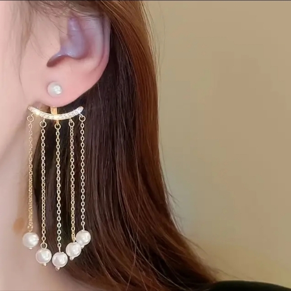 NEW FAUX PEARL TASSEL DANGLE EARRINGS - Picture 2 of 8